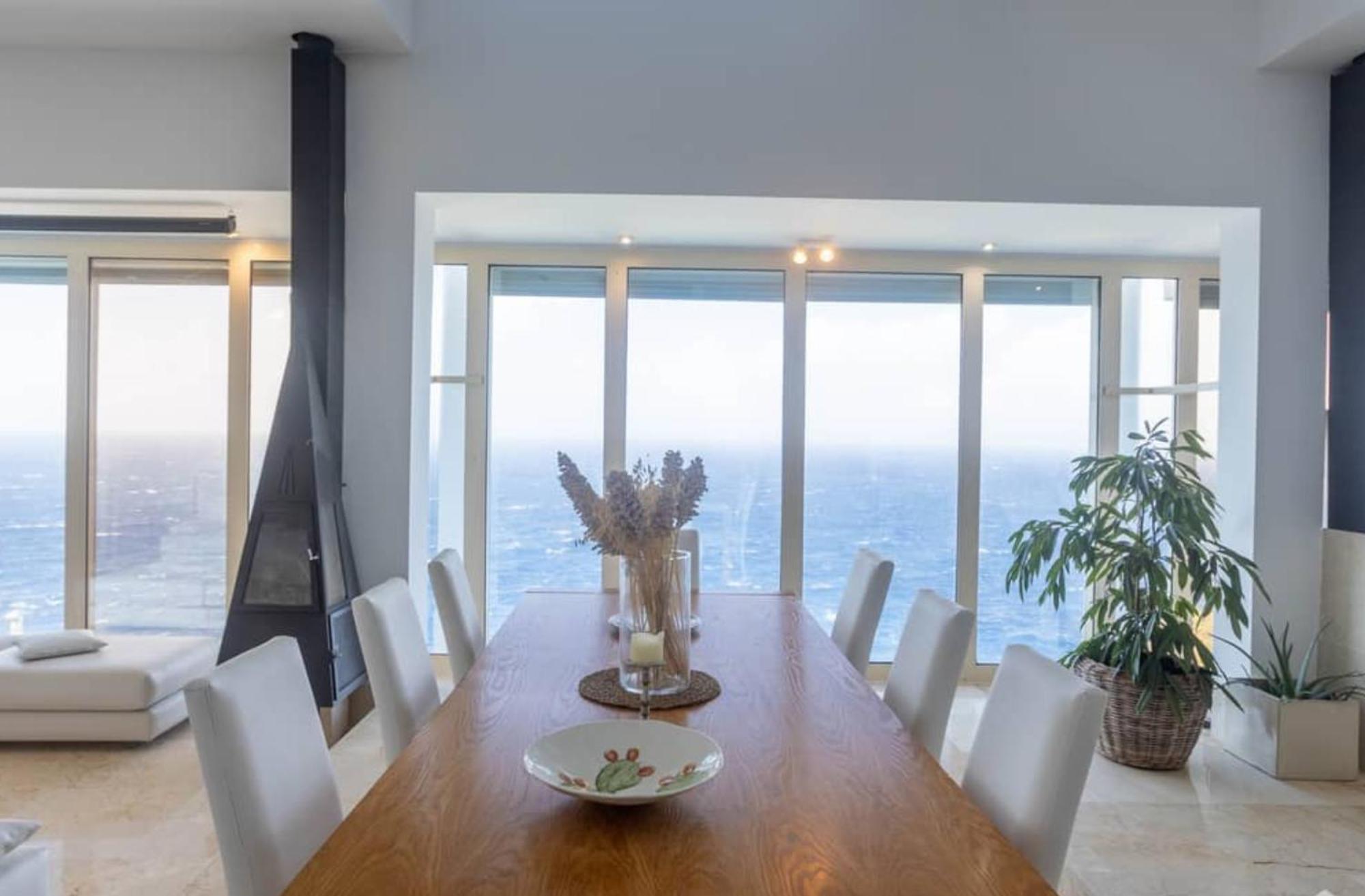Exclusive Seafront Villa,Private Pool,Gym,Bbq El Toro  Eksteriør billede